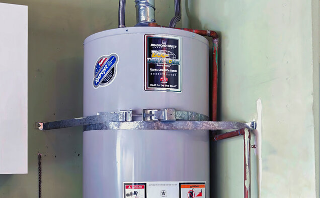 https://ellenbrookhotwater.com.au/uploads/2025/06/gas-hot-water-system-30845.jpg